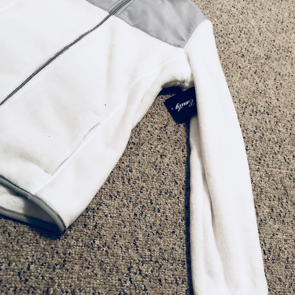Fleece jacket - Picture 2 of 4